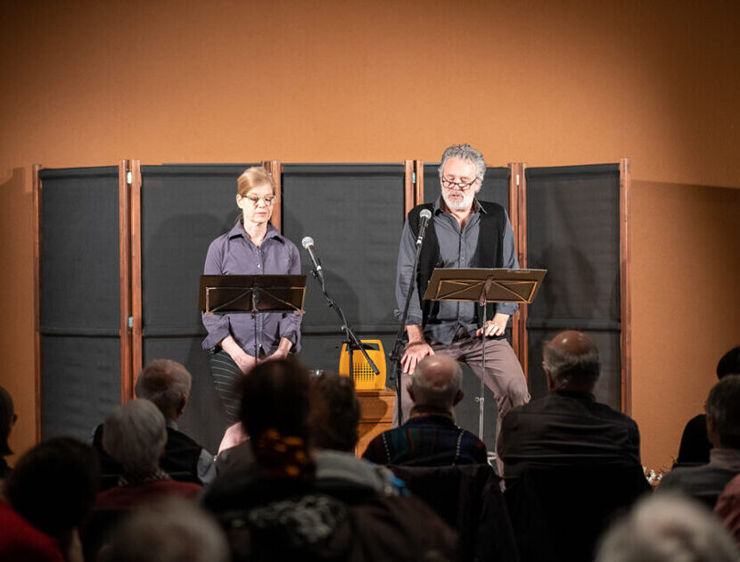 Irina Schönen und Gian Rupf in Aktion als Erich und Gerda.