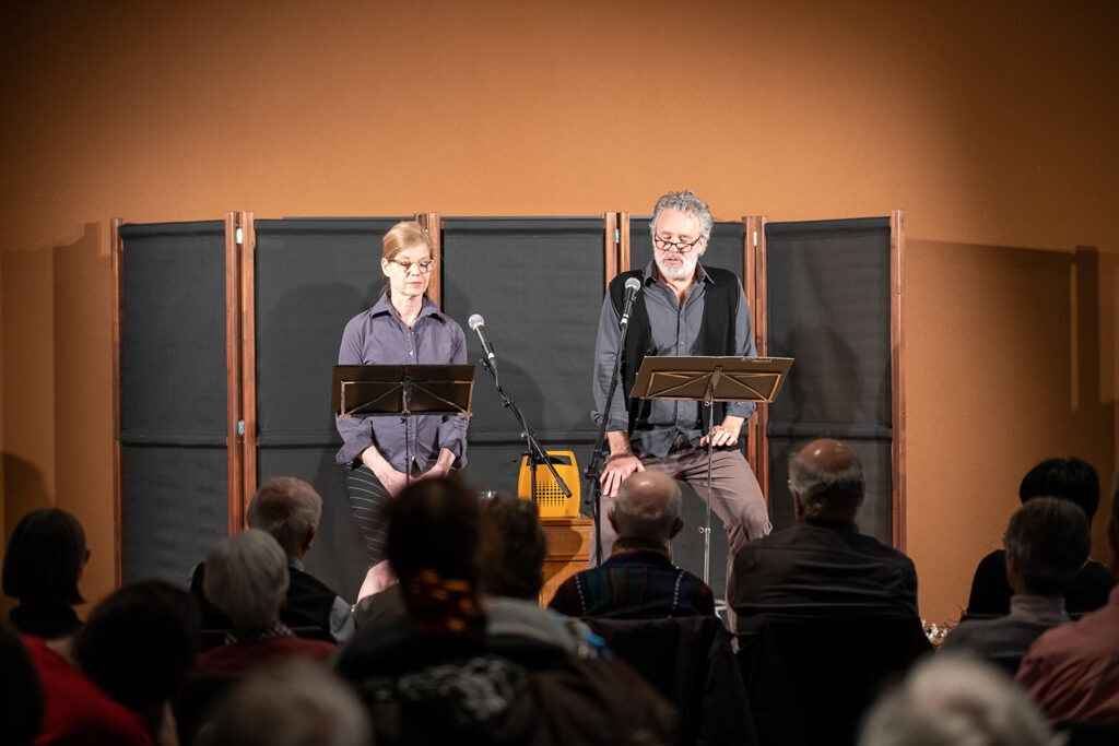 Irina Schönen und Gian Rupf in Aktion als Erich und Gerda.